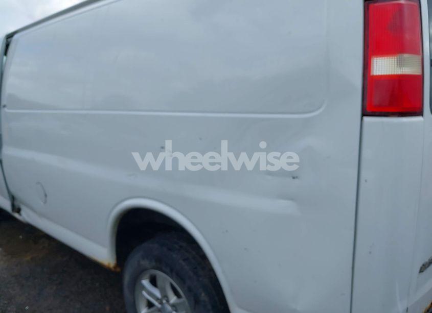 Photo 18 of 2006 Chevrolet Express WORK VAN (VIN 1GCFH15TX61177640)