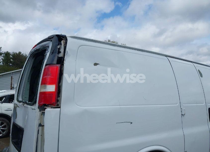 Photo 20 of 2006 Chevrolet Express WORK VAN (VIN 1GCFH15TX61177640)
