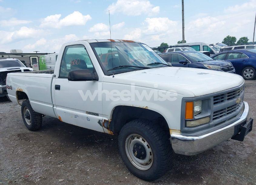 Photo 6 of 1995 Chevrolet Gmt-400 K2500 (VIN 1GCFK24H4SE251822)