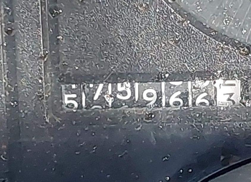 Photo 16 of 1988 Chevrolet Gmt-400 K2500 (VIN 1GCFK24K3JE130404)