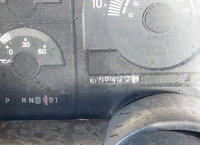 Photo 7 of 1988 Chevrolet Gmt-400 K2500 (VIN 1GCFK24K3JE130404)