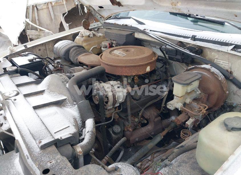 Photo 10 of 1989 Chevrolet Gmt-400 K2500 (VIN 1GCFK24K7KE257366)