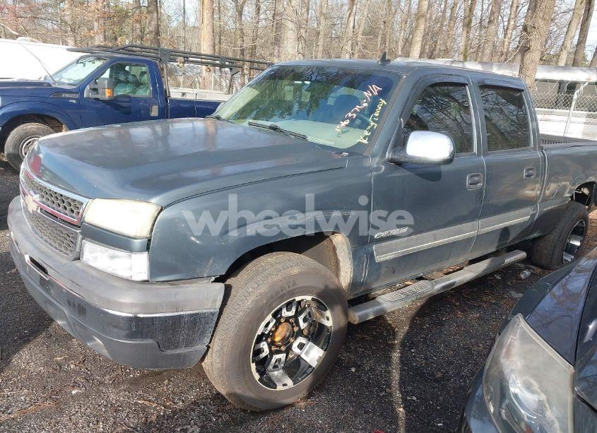 Photo 2 of 2007 Chevrolet Silverado 1500HD CLASSIC LT1 (VIN 1GCGC13U07F196376)