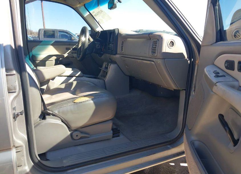 Photo 5 of 2001 Chevrolet Silverado 1500HD LT (VIN 1GCGC13U11F149638)