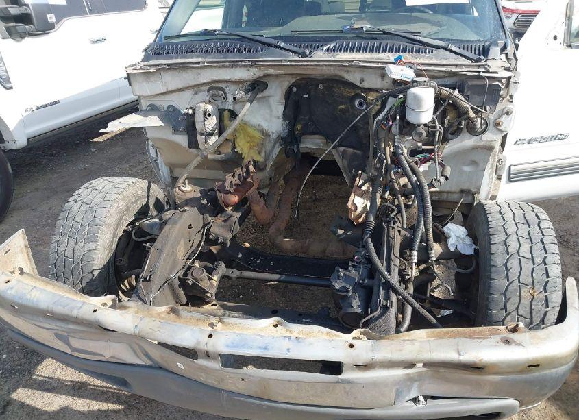 Photo 10 of 2002 Chevrolet Silverado 1500HD LS (VIN 1GCGC13U52F230367)