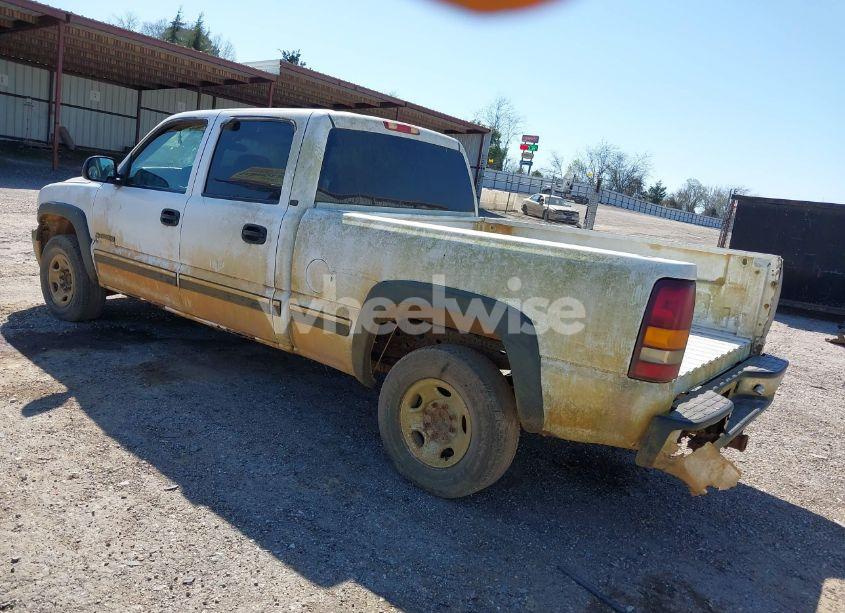 Photo 3 of 2001 Chevrolet Silverado 1500HD LS (VIN 1GCGC13U61F172302)