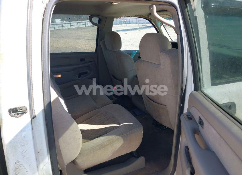 Photo 8 of 2001 Chevrolet Silverado 1500HD LS (VIN 1GCGC13U61F172302)