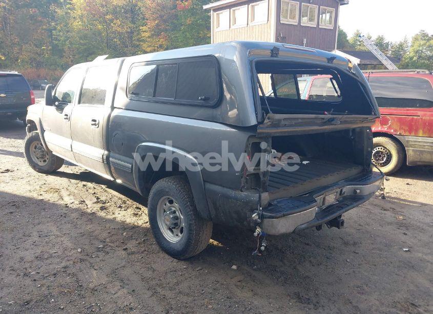 Photo 3 of 2001 Chevrolet Silverado 1500HD LS (VIN 1GCGC13U61F203824)
