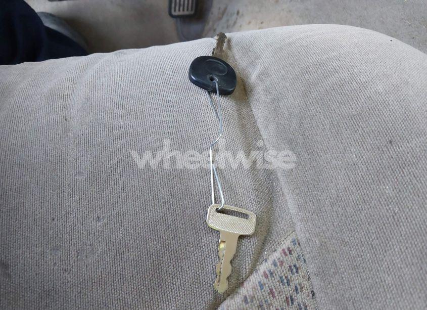 Photo 11 of 2003 Chevrolet Silverado 1500HD LS (VIN 1GCGC13U63F242884)