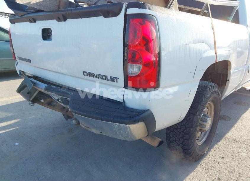 Photo 12 of 2003 Chevrolet Silverado 1500HD LS (VIN 1GCGC13U63F242884)