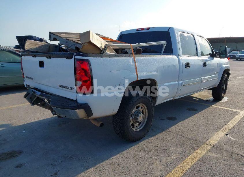 Photo 4 of 2003 Chevrolet Silverado 1500HD LS (VIN 1GCGC13U63F242884)