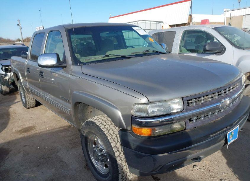 2002 Chevrolet Silverado 1500HD LS (VIN 1GCGC13U72F126348) main photo