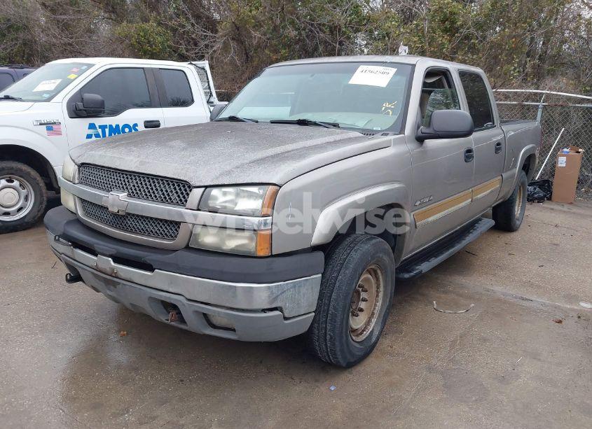 Photo 2 of 2003 Chevrolet Silverado 1500HD LS (VIN 1GCGC13U73F173736)