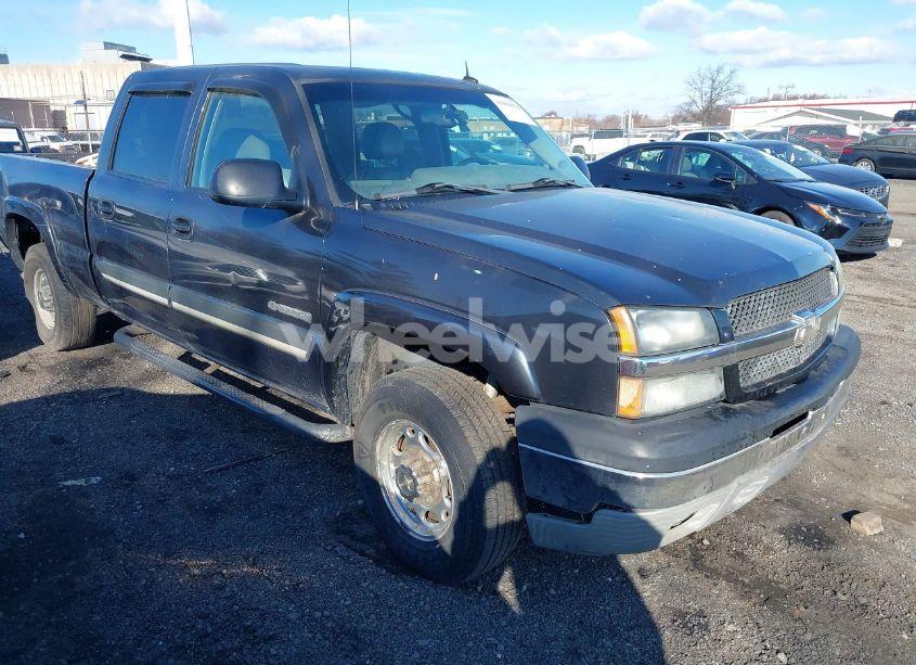 2003 Chevrolet Silverado 1500HD LT (VIN 1GCGC13U73F207979) main photo