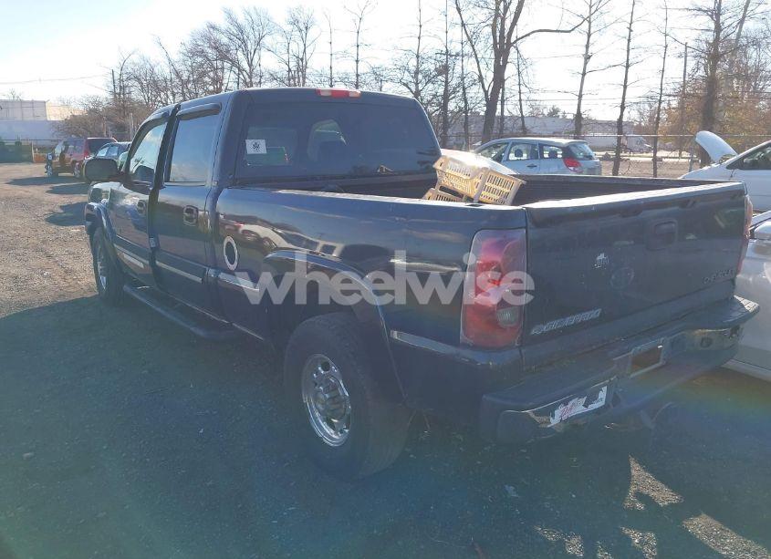Photo 3 of 2003 Chevrolet Silverado 1500HD LT (VIN 1GCGC13U73F207979)
