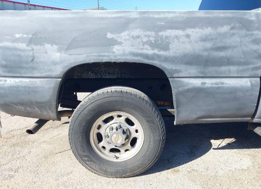 Photo 6 of 2005 Chevrolet Silverado 1500HD LS (VIN 1GCGC13U75F811647)