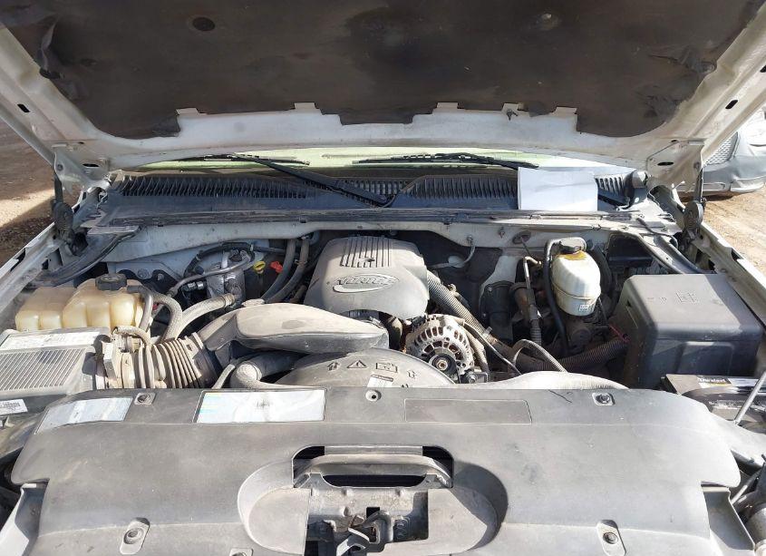 Photo 10 of 2003 Chevrolet Silverado 1500HD LS (VIN 1GCGC13U83F126201)