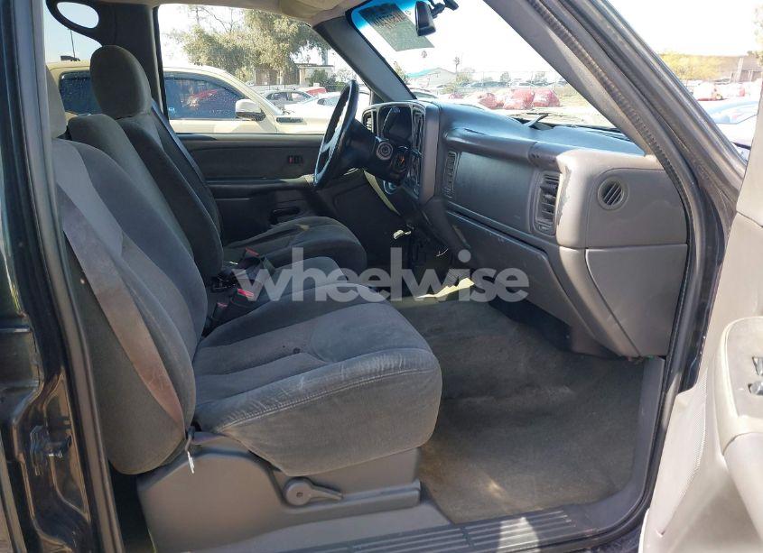 Photo 5 of 2003 Chevrolet Silverado 1500HD LS (VIN 1GCGC13U93F235699)