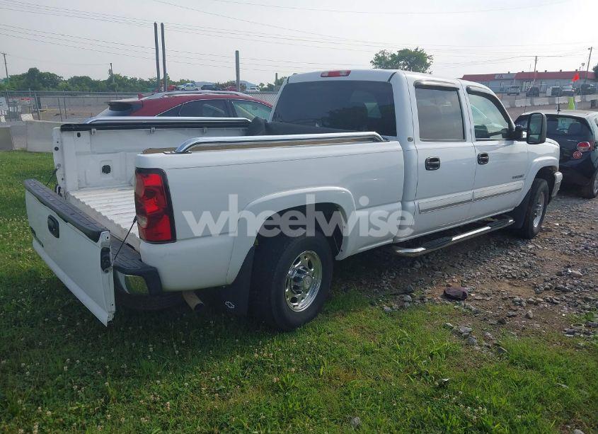 Photo 4 of 2006 Chevrolet Silverado 1500HD LT3 (VIN 1GCGC13U96F229650)