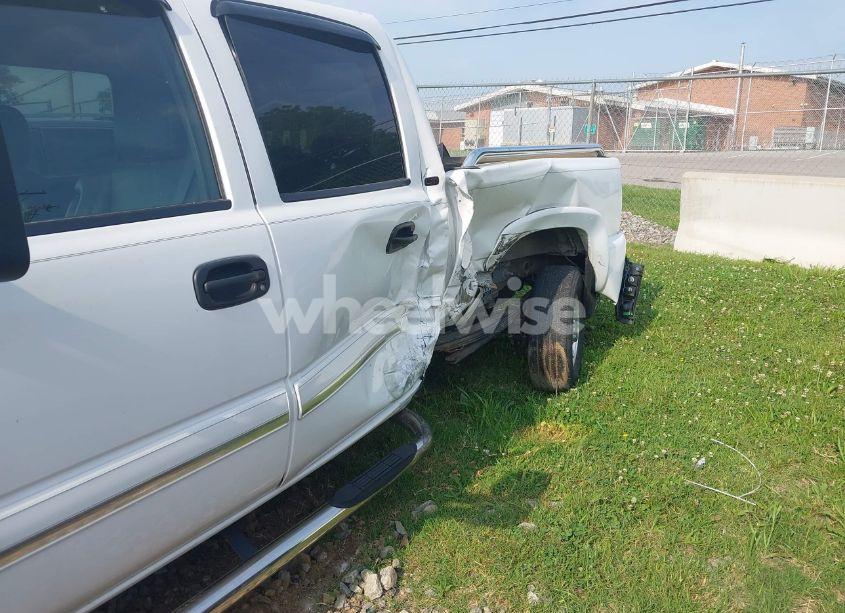 Photo 6 of 2006 Chevrolet Silverado 1500HD LT3 (VIN 1GCGC13U96F229650)