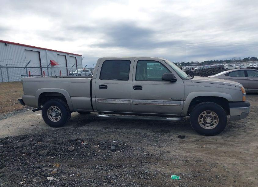 Photo 13 of 2003 Chevrolet Silverado 1500HD LS (VIN 1GCGC13UX3F205143)