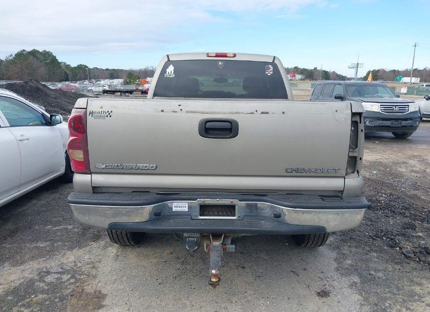 Photo 15 of 2003 Chevrolet Silverado 1500HD LS (VIN 1GCGC13UX3F205143)