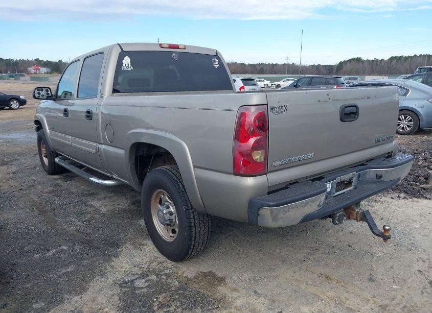 Photo 3 of 2003 Chevrolet Silverado 1500HD LS (VIN 1GCGC13UX3F205143)