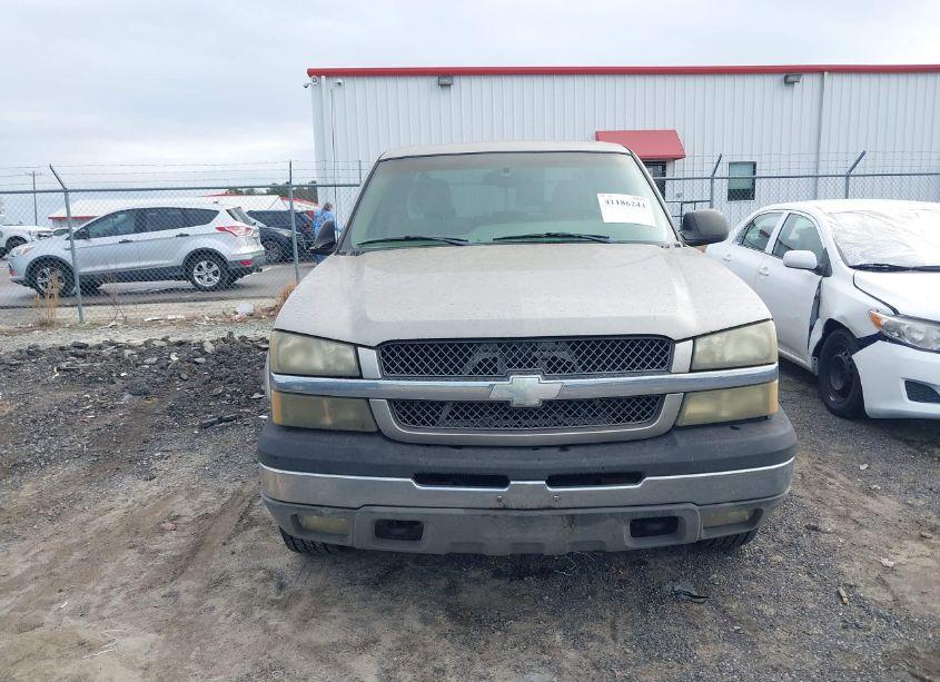 Photo 6 of 2003 Chevrolet Silverado 1500HD LS (VIN 1GCGC13UX3F205143)