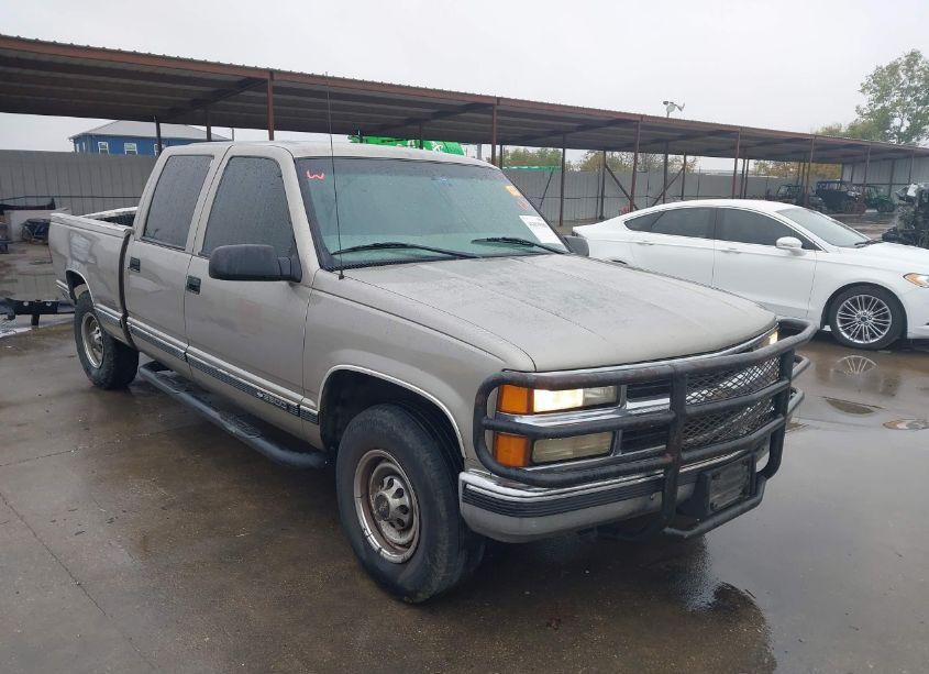 2000 Chevrolet C2500 (VIN 1GCGC23R8YF414048) main photo
