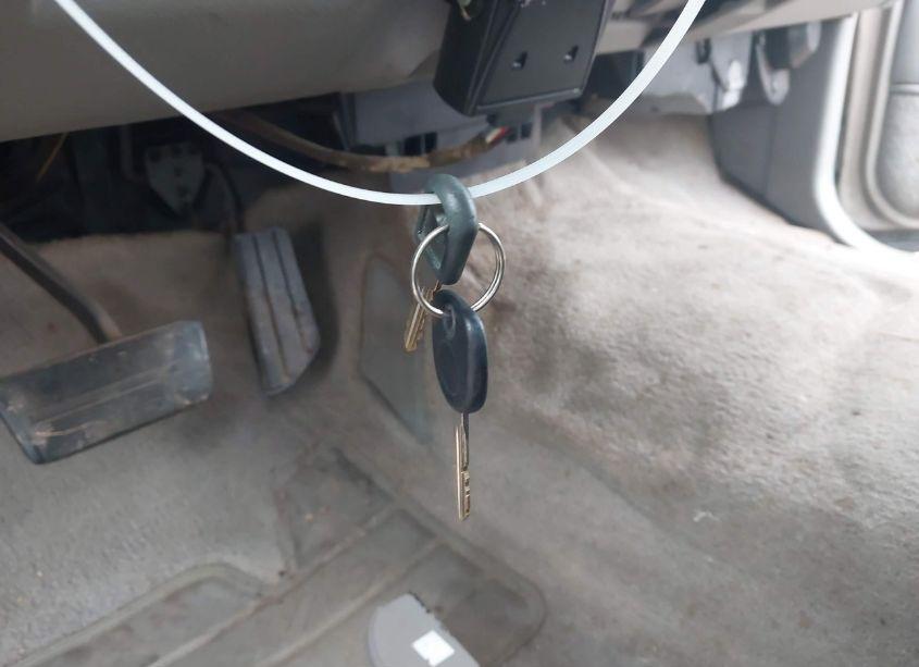 Photo 11 of 2000 Chevrolet C2500 (VIN 1GCGC23R8YF414048)