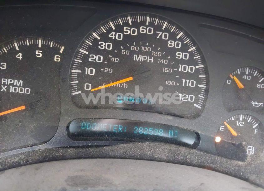 Photo 15 of 2004 Chevrolet Silverado 2500 LS (VIN 1GCGC23U04F211685)