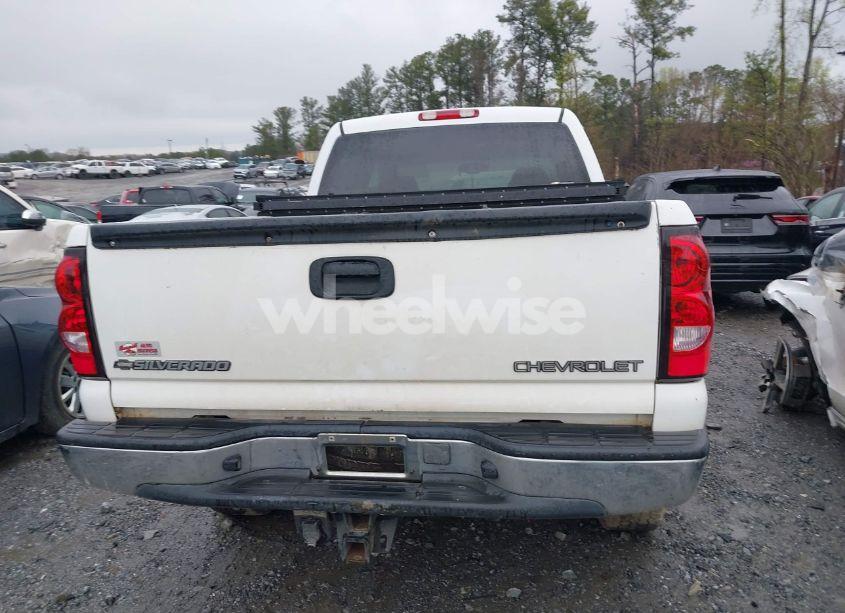 Photo 16 of 2004 Chevrolet Silverado 2500 LS (VIN 1GCGC23U04F211685)