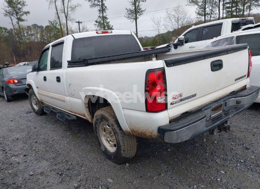 Photo 3 of 2004 Chevrolet Silverado 2500 LS (VIN 1GCGC23U04F211685)