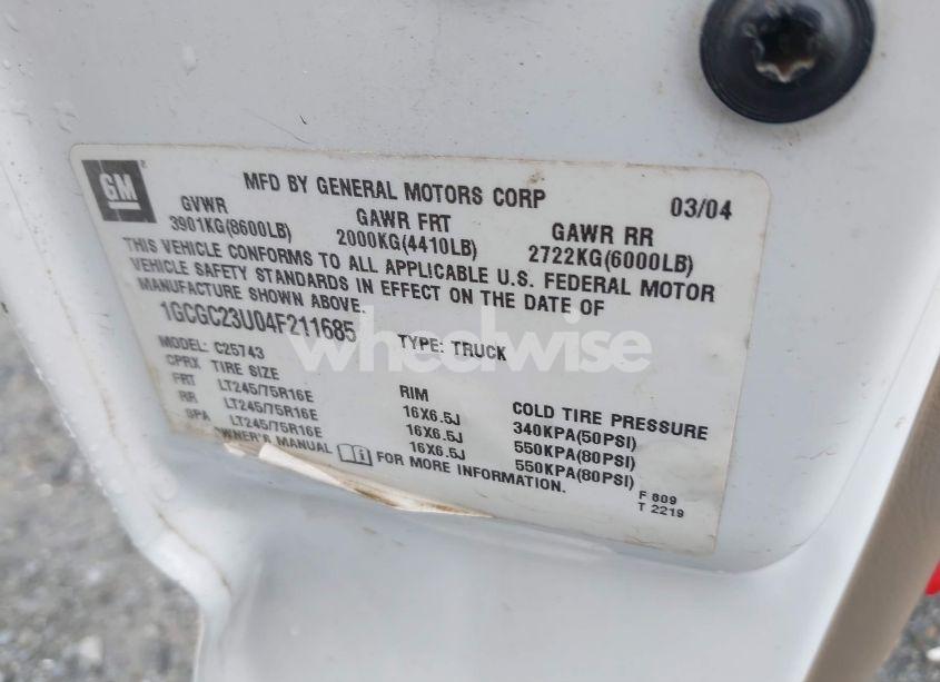 Photo 9 of 2004 Chevrolet Silverado 2500 LS (VIN 1GCGC23U04F211685)