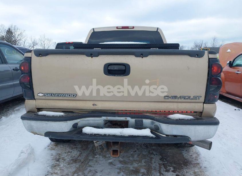 Photo 16 of 2004 Chevrolet Silverado 2500 LS (VIN 1GCGC23U14F137211)