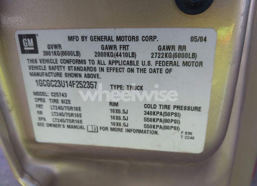 Photo 9 of 2004 Chevrolet Silverado 2500 LS (VIN 1GCGC23U14F252357)