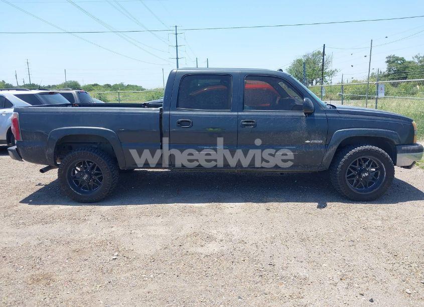 Photo 13 of 2004 Chevrolet Silverado 2500 LS (VIN 1GCGC23U54F104017)