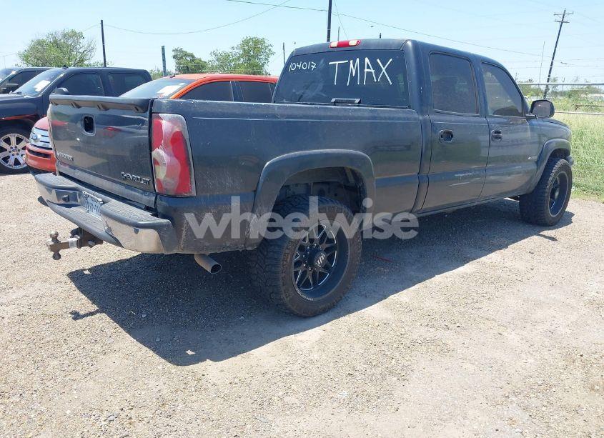 Photo 4 of 2004 Chevrolet Silverado 2500 LS (VIN 1GCGC23U54F104017)