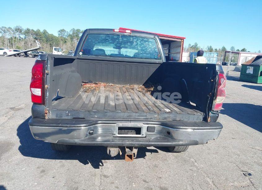 Photo 16 of 2004 Chevrolet Silverado 2500 LS (VIN 1GCGC23U54F143349)