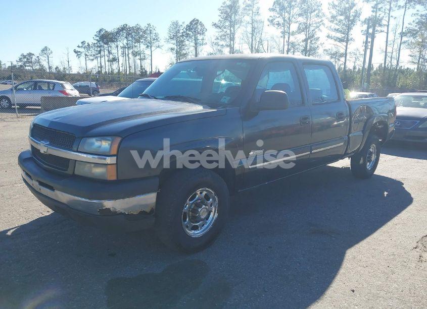 Photo 2 of 2004 Chevrolet Silverado 2500 LS (VIN 1GCGC23U54F143349)