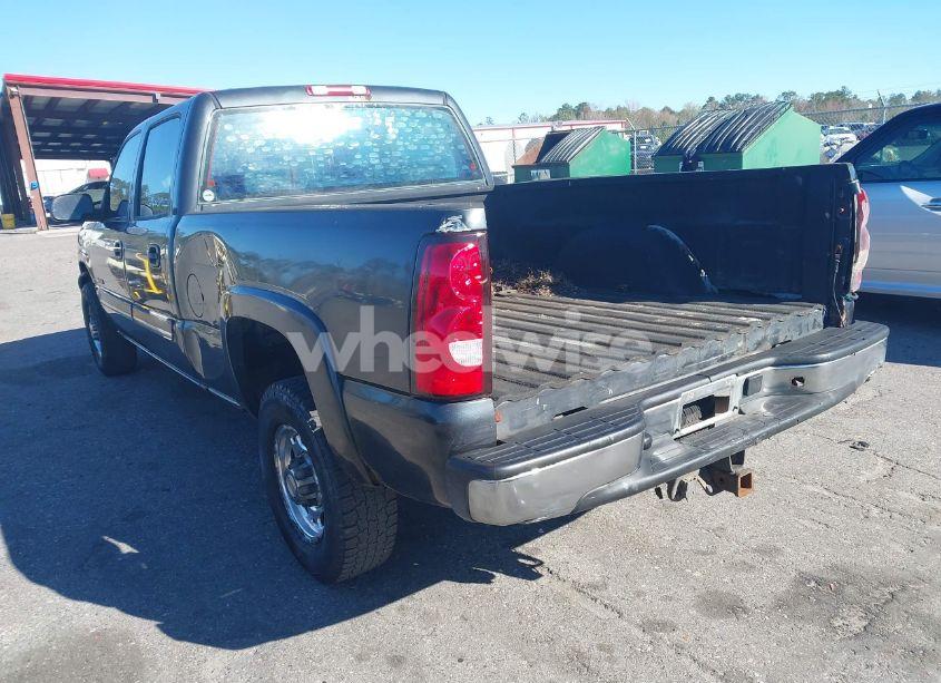 Photo 3 of 2004 Chevrolet Silverado 2500 LS (VIN 1GCGC23U54F143349)