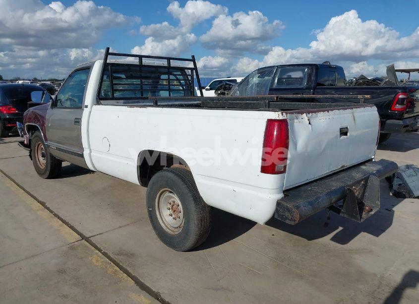 Photo 3 of 1991 Chevrolet Gmt-400 C2500 (VIN 1GCGC24K4ME181464)