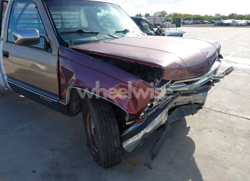 Photo 6 of 1991 Chevrolet Gmt-400 C2500 (VIN 1GCGC24K4ME181464)