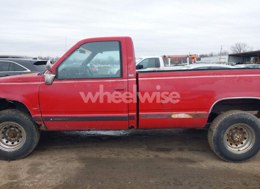 Photo 14 of 1989 Chevrolet Gmt-400 C2500 (VIN 1GCGC24K6KE197209)