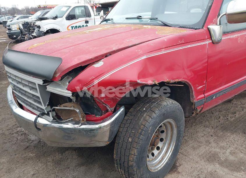 Photo 6 of 1989 Chevrolet Gmt-400 C2500 (VIN 1GCGC24K6KE197209)