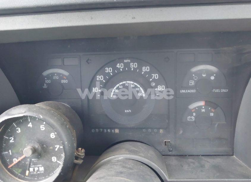 Photo 7 of 1989 Chevrolet Gmt-400 C2500 (VIN 1GCGC24K6KE197209)