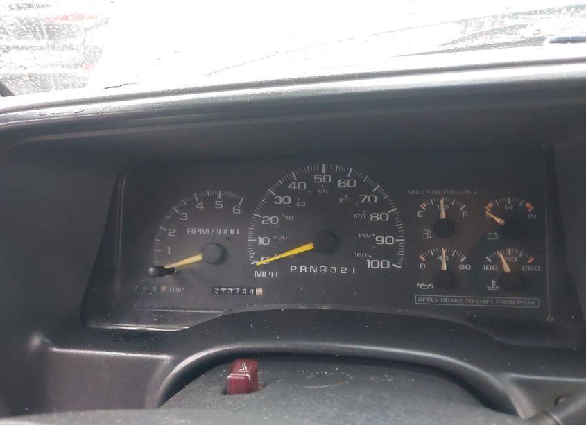 Photo 7 of 1998 Chevrolet C2500 FLEETSIDE (VIN 1GCGC24R1WE239031)