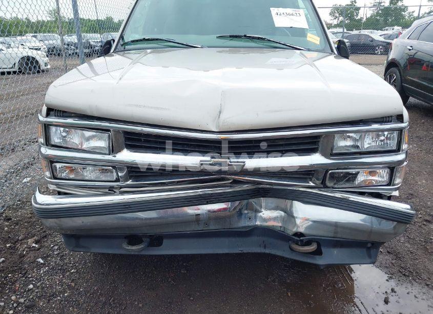 Photo 6 of 1999 Chevrolet C2500 (VIN 1GCGC24R2XF004021)