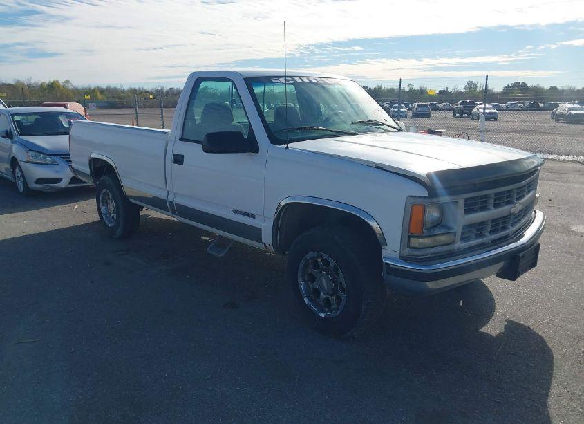 1999 Chevrolet C2500 (VIN 1GCGC24R3XR702278) main photo