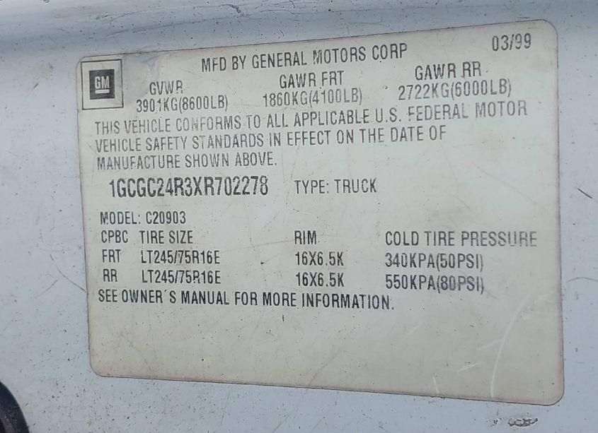 Photo 9 of 1999 Chevrolet C2500 (VIN 1GCGC24R3XR702278)